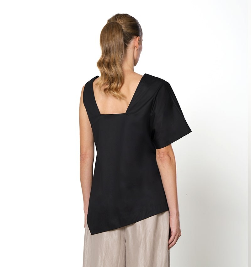 Chie mihara TOP TUNDE NEGRO Solo hoy