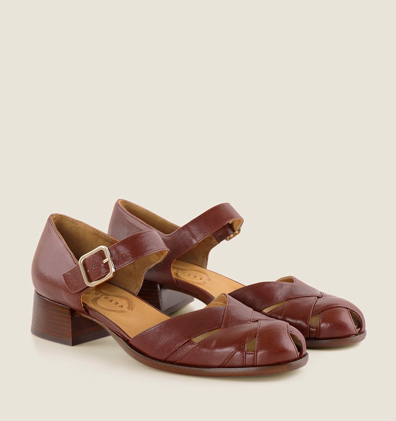 Chie mihara SEMBRA BROWN Última moda