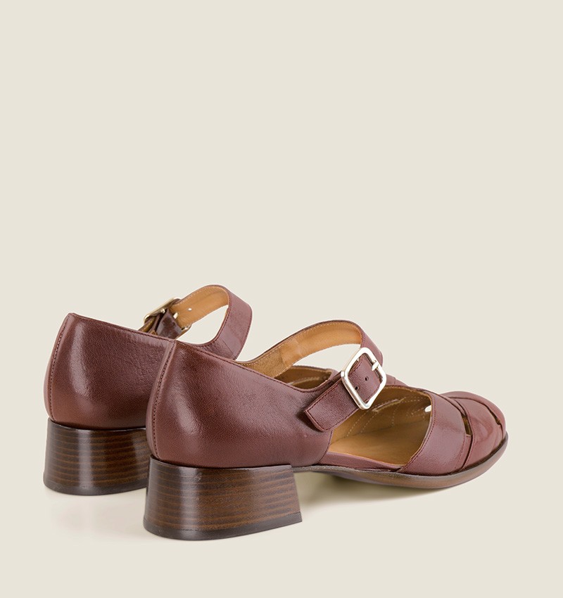 Chie mihara SEMBRA BROWN Última moda