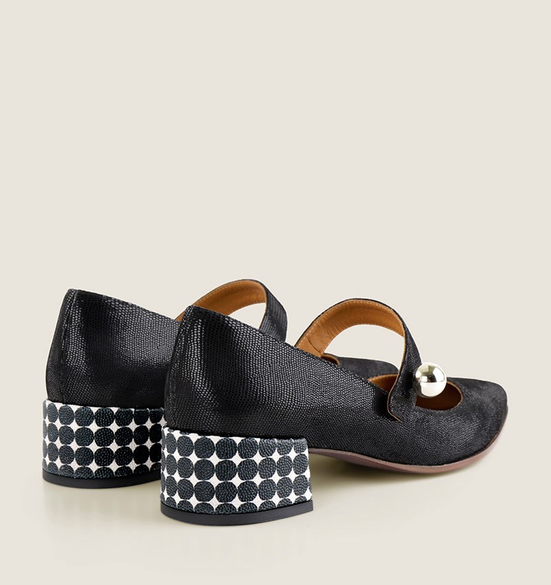 Chie mihara JAKAR BLACK Outlet online