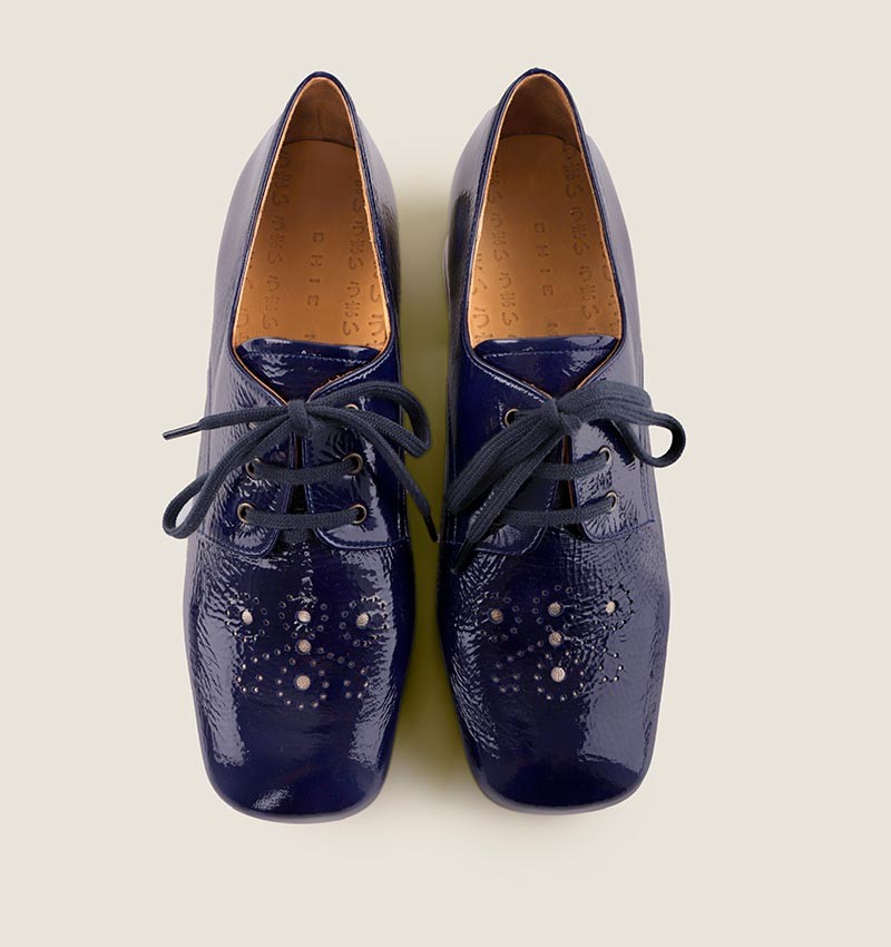 Chie mihara UBAN NAVY Ahorra y exporta