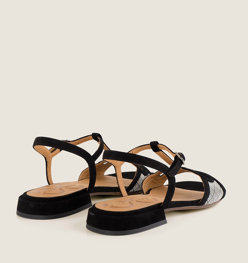Chie mihara TORRI BLACK Devoluciones gratuitas