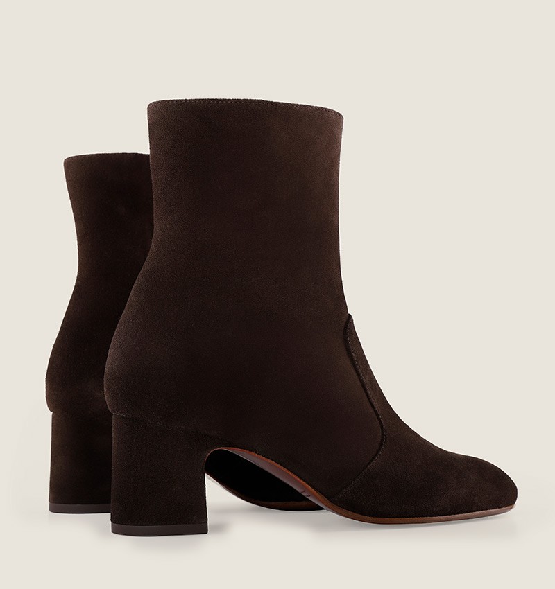 Chie mihara NA-NAYLON BROWN TOP 10 2025