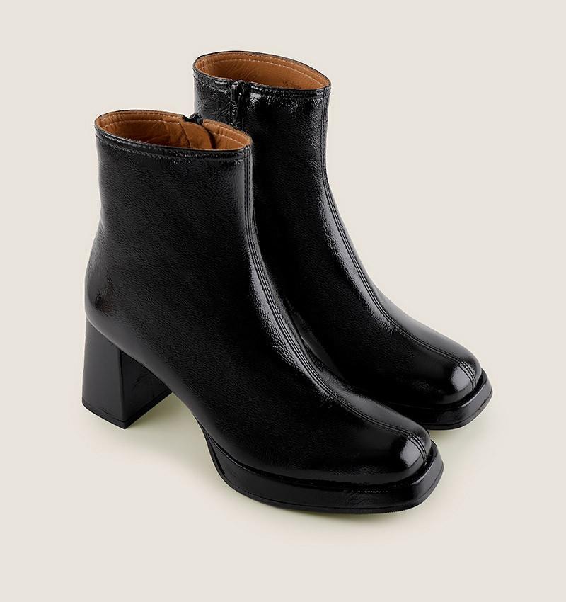 Chie mihara KENTIN BLACK Última moda