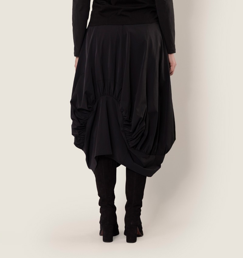 Chie mihara FALDA SKIM NEGRO En oferta