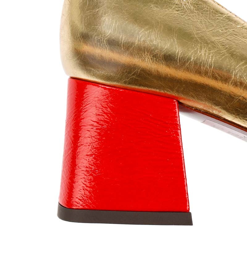 Chie mihara VYZU GOLD En oferta
