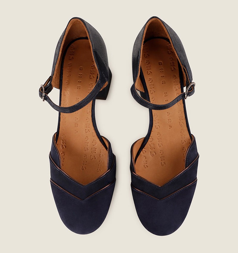 Chie mihara GRINI NAVY 2025