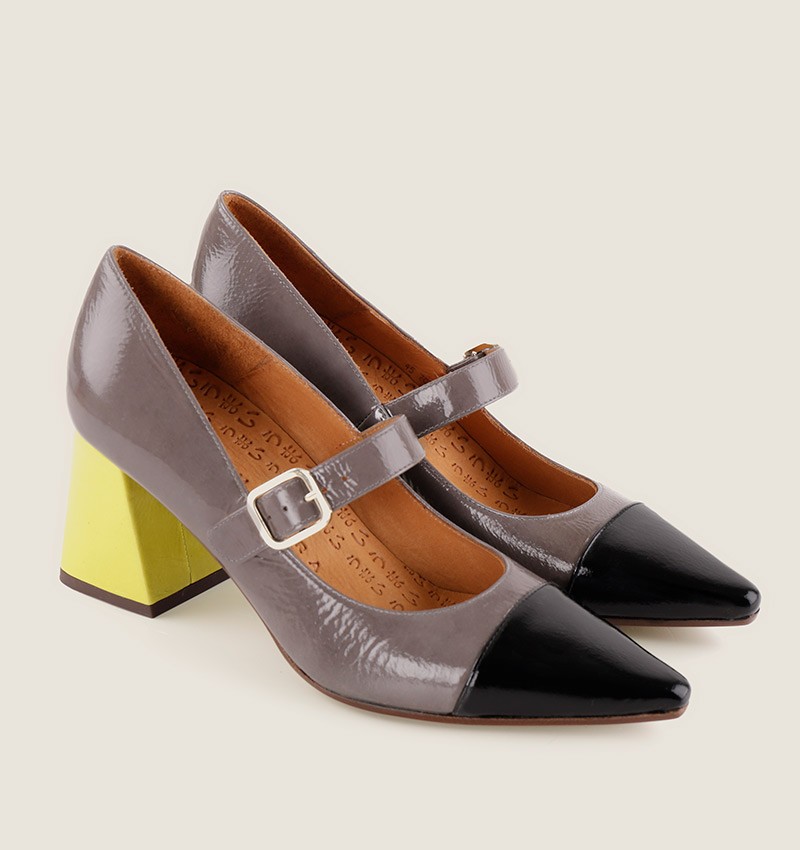 Chie mihara AUZA GREY Última moda