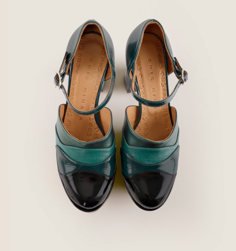 Chie mihara DALIAN GREEN En línea