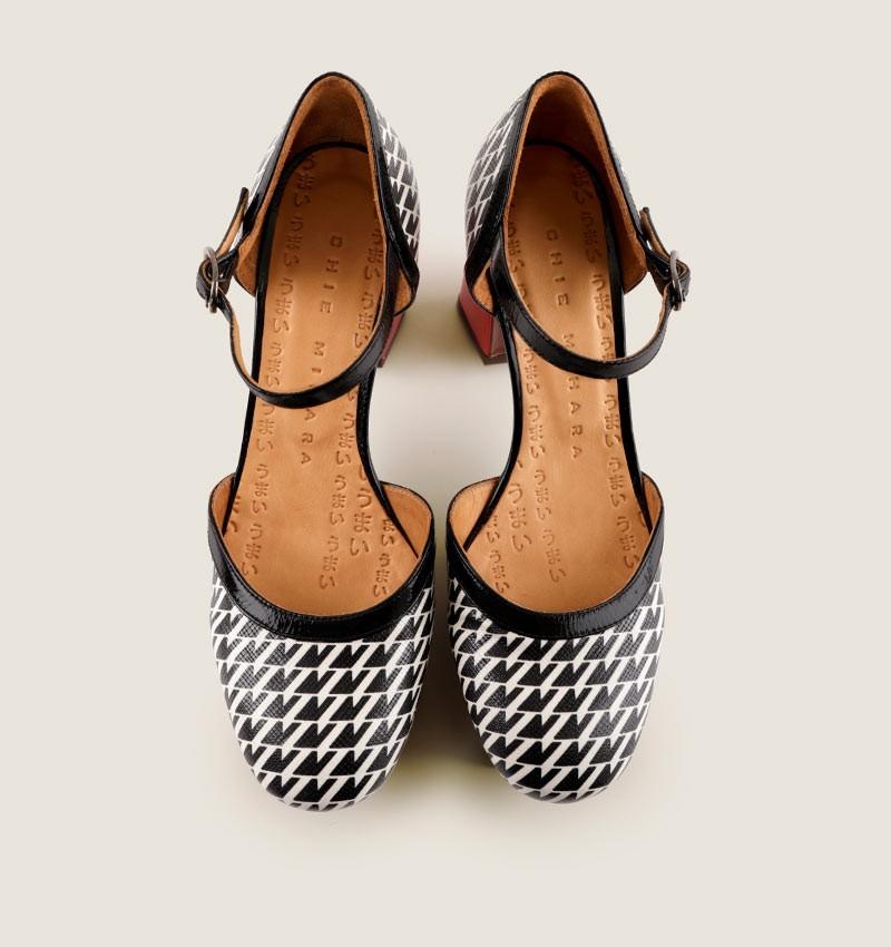 Chie mihara MAISI BLACK & WHITE Venta caliente