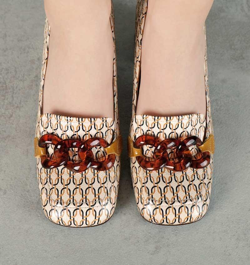 Chie mihara SUIN BROWN En oferta