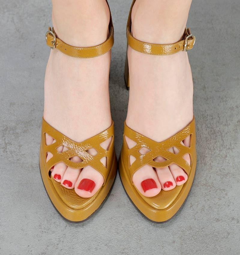 Chie mihara ABEN OCHER Rebajas online