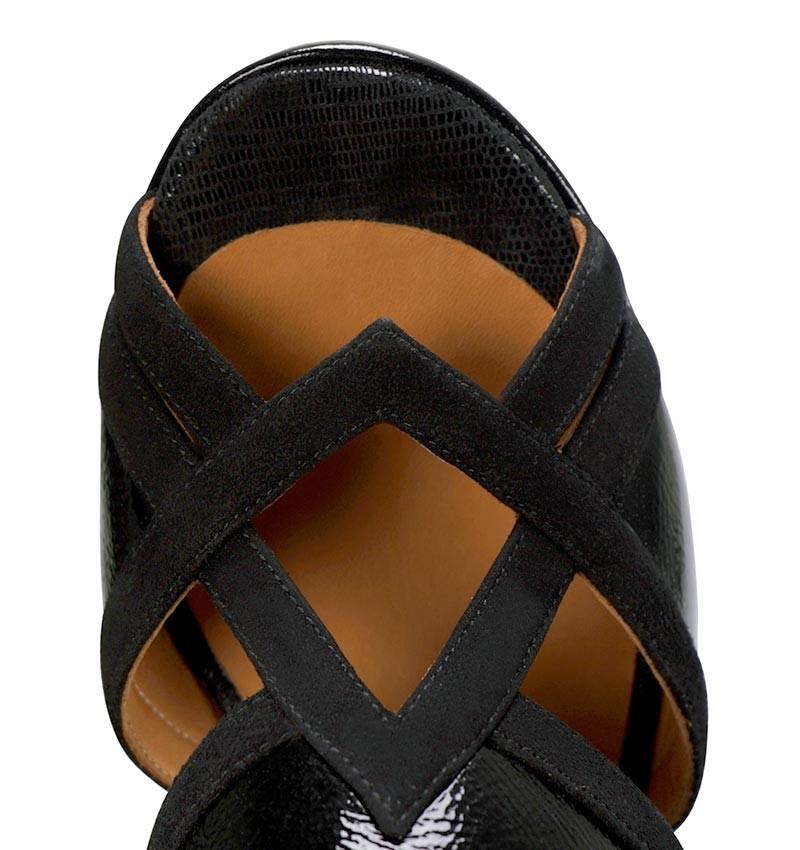 Chie mihara CACHO BLACK & WHITE Limitado a 3 días