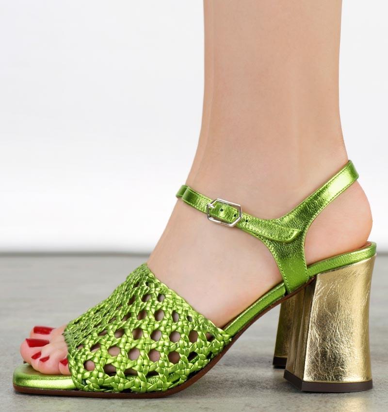Chie mihara PAUSA LIME En oferta