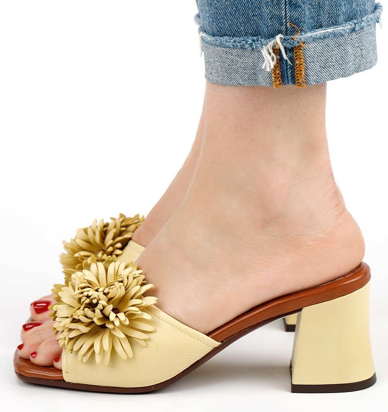 Chie mihara LIANDRA YELLOW Última moda