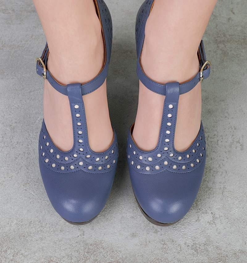 Chie mihara YERURU BLUE En línea