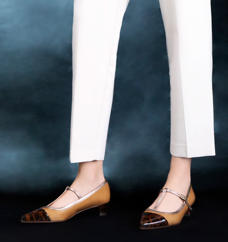 Chie mihara HENU BROWN Venta caliente