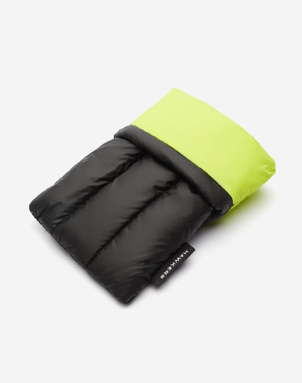 Hawkers PADDED POUCH - BLACK En oferta