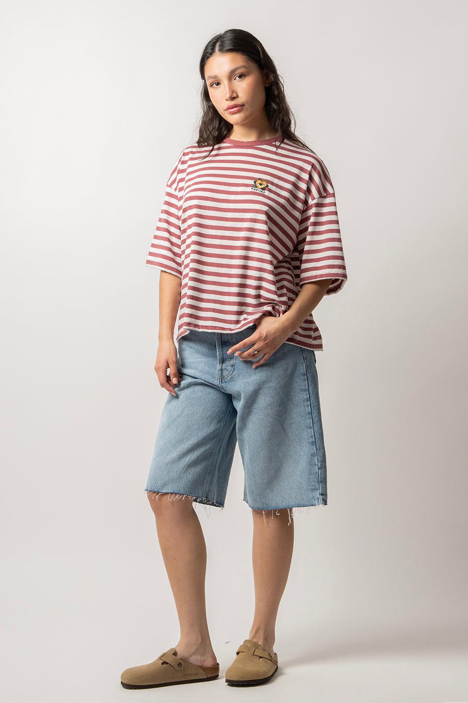 kaotiko Camiseta Burgundy Heart Stripes Precios de Black Friday