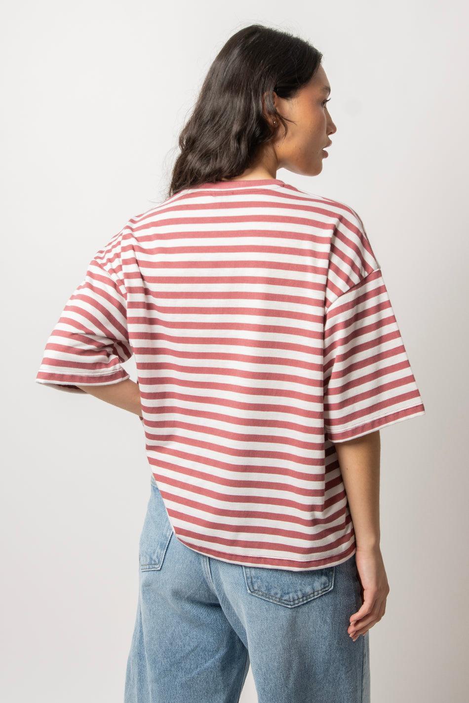 kaotiko Camiseta Burgundy Heart Stripes Precios de Black Friday