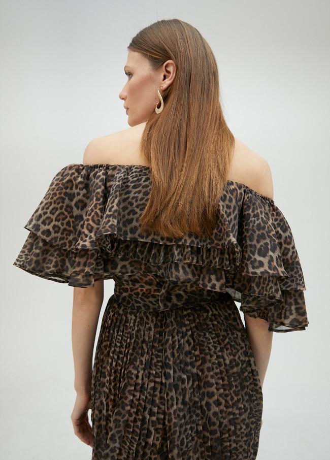 lola casademunt Top volantes animal print En oferta