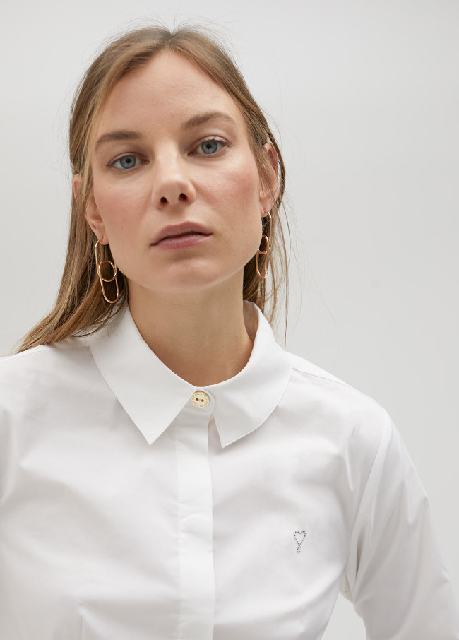 lola casademunt Camisa blanca ajustada Ahorra y exporta