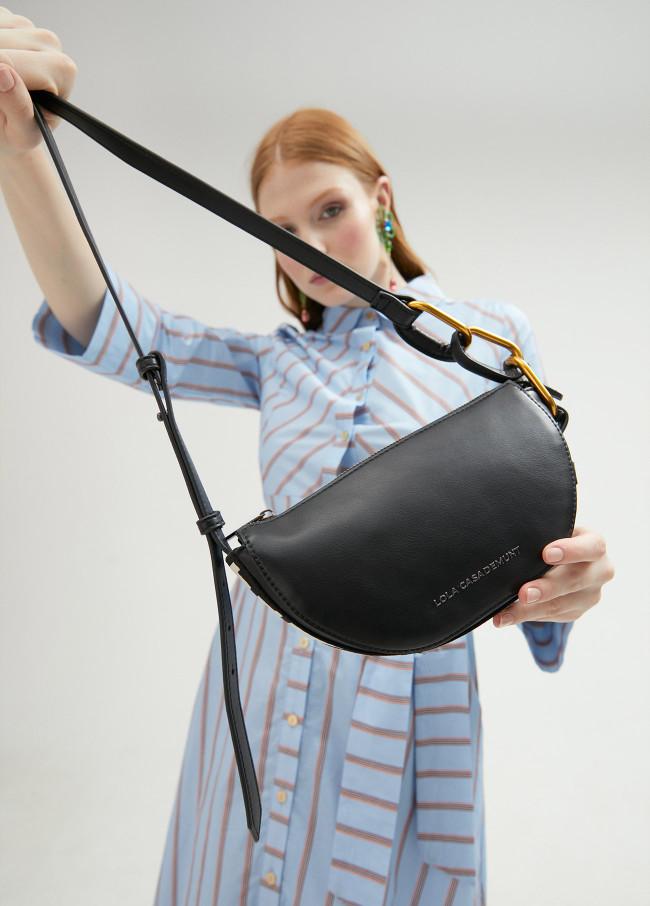 lola casademunt Bolso bandolera con arandelas y cinta logotipada Oferta exclusiva
