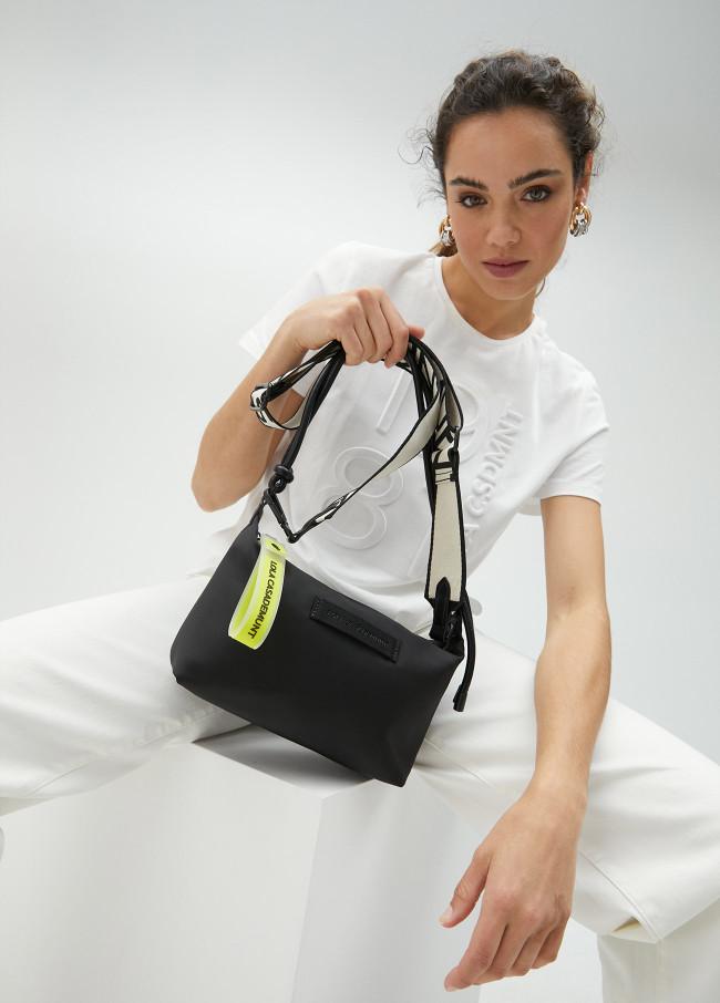 lola casademunt Bolso bandolera en nylon Descuento por venta flash