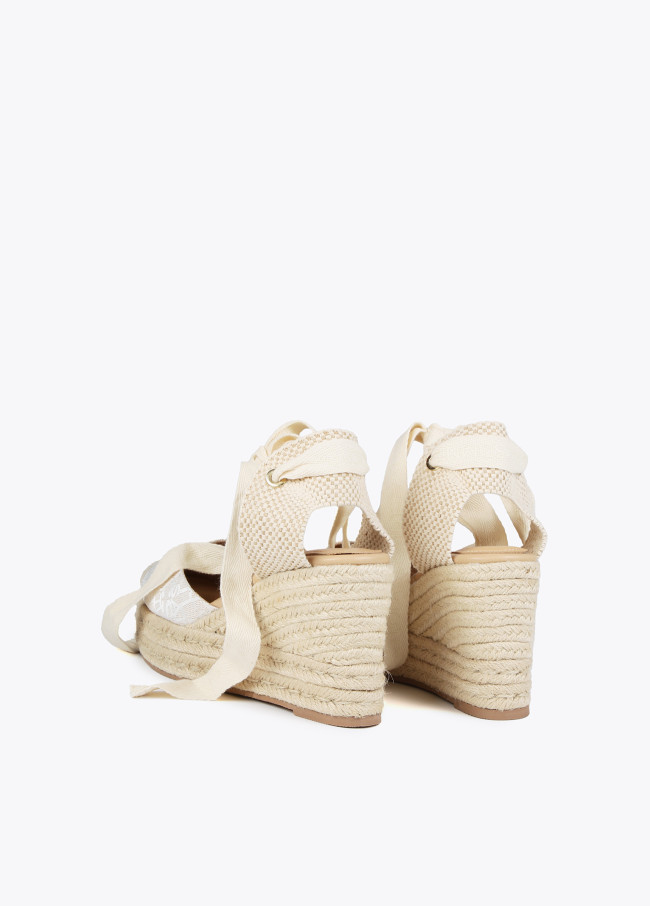 lola casademunt Cuña en efecto fibra natural En oferta