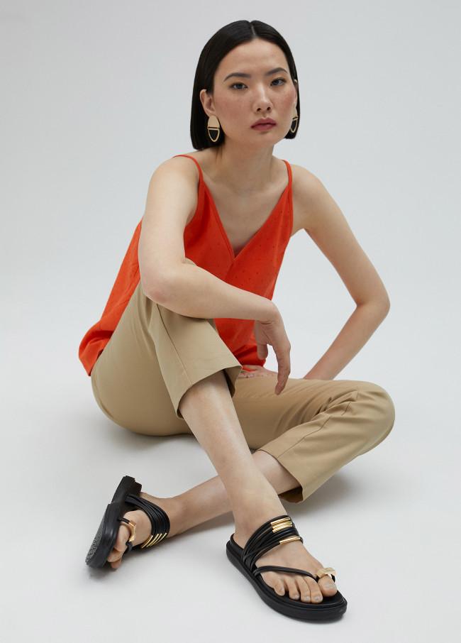 lola casademunt Sandalia tiras redondeadas Última moda