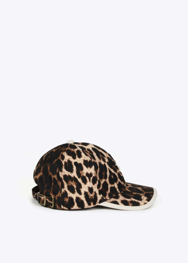 lola casademunt Gorra animal print Envío gratis