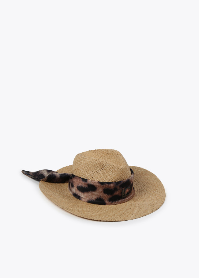 lola casademunt Sombrero ala ancha con pañuelo