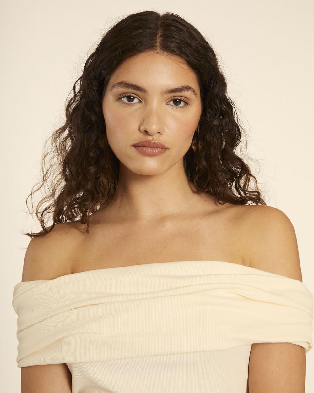 pepaloves TOP CUELLO BARDOT CREMA Solo hoy