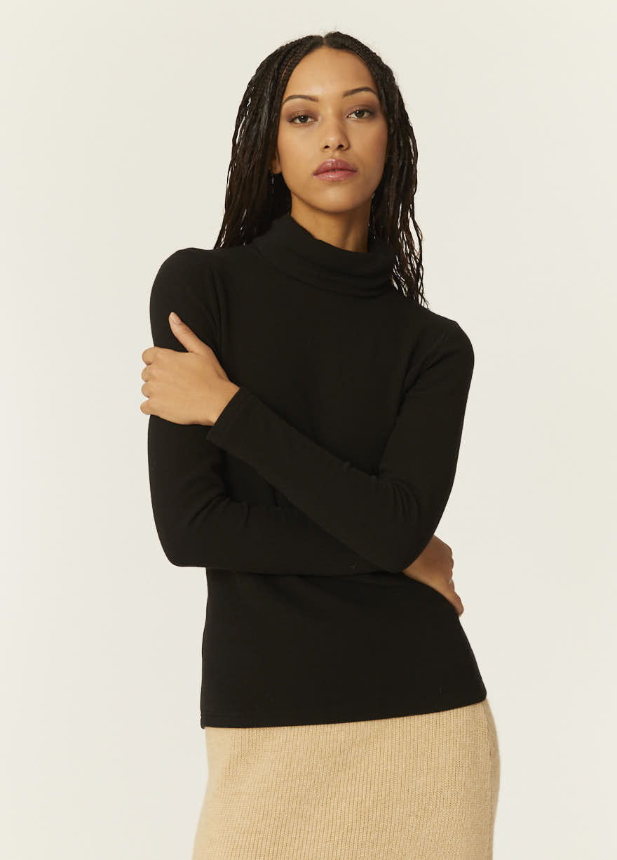 pepaloves TOP CANALE CUELLO ALTO NEGRO Descuentos del mes