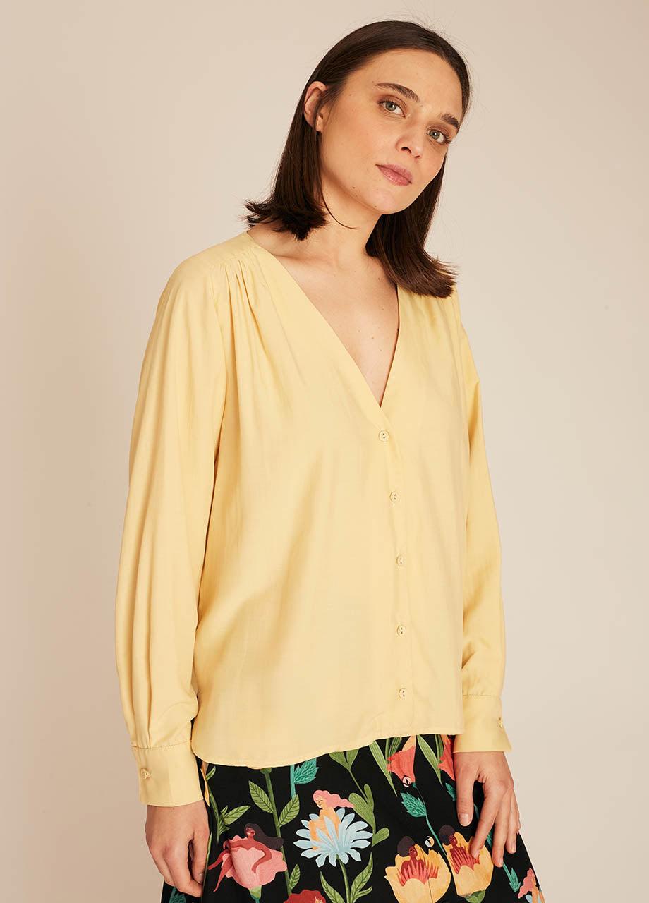 pepaloves VNECK SILKY SHIRT YELLOW Envío internacional gratuito