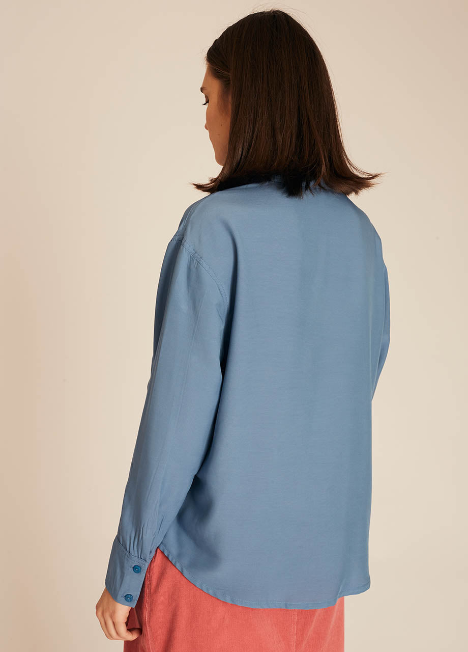 pepaloves POCKETS SILKY SHIRT BLUE Última moda