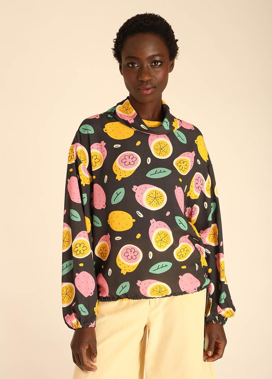 pepaloves LEMONS POLO NECK BLOUSE Rebajas online
