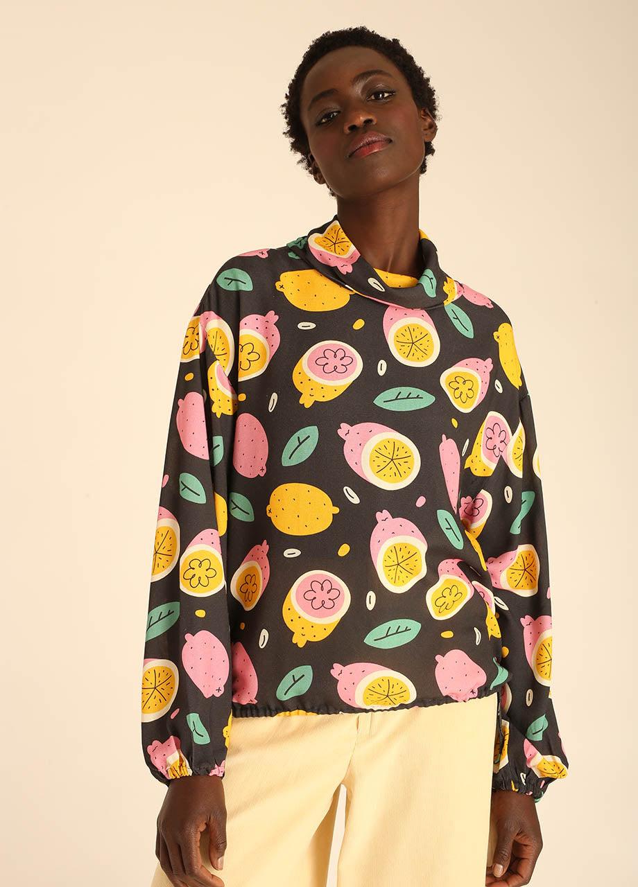 pepaloves LEMONS POLO NECK BLOUSE Rebajas online