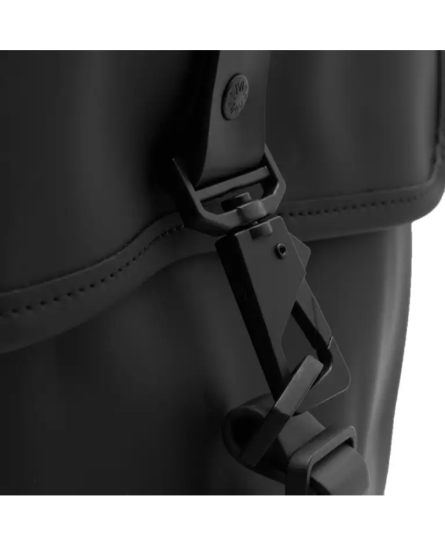 spezial madrid Rains Rucksack Black En oferta