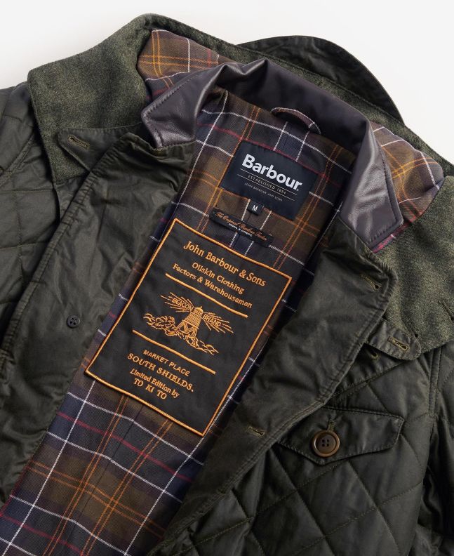 spezial madrid Barbour x TO KI TO Driving Quilted Waxed Jacket Archive Olive Ahorra y exporta