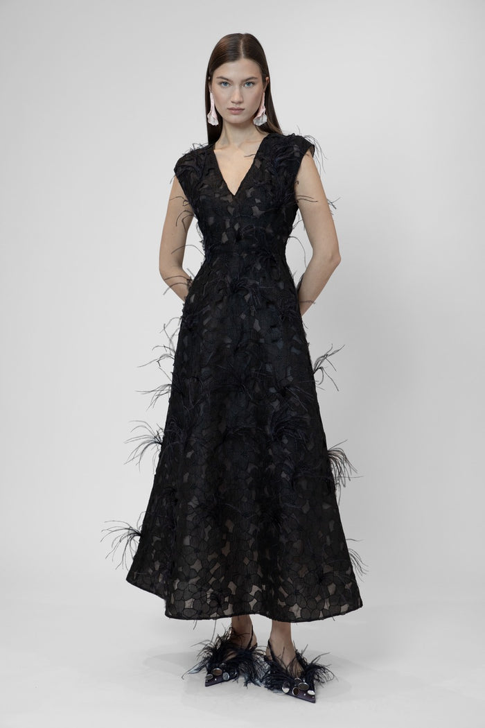 the 2nd skin co. Vestido midi sin mangas con plumas En oferta