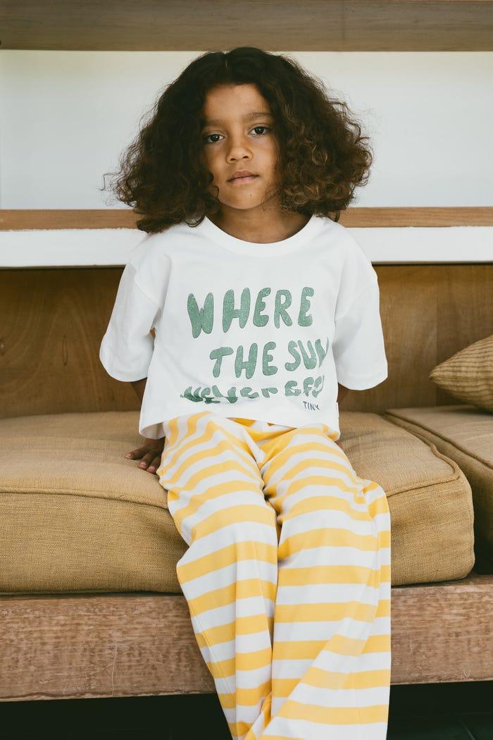 tiny cottons CAMISETA CORTA THE SUN GRAPHIC Oferta especial