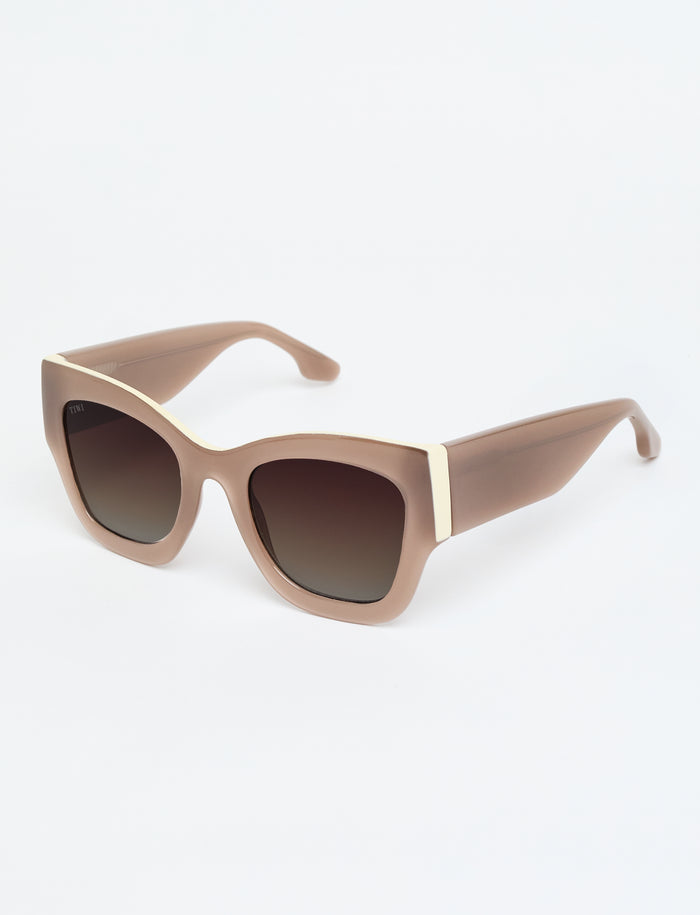 tiwi MAYFAIR Shiny Coconut Ahorra y exporta