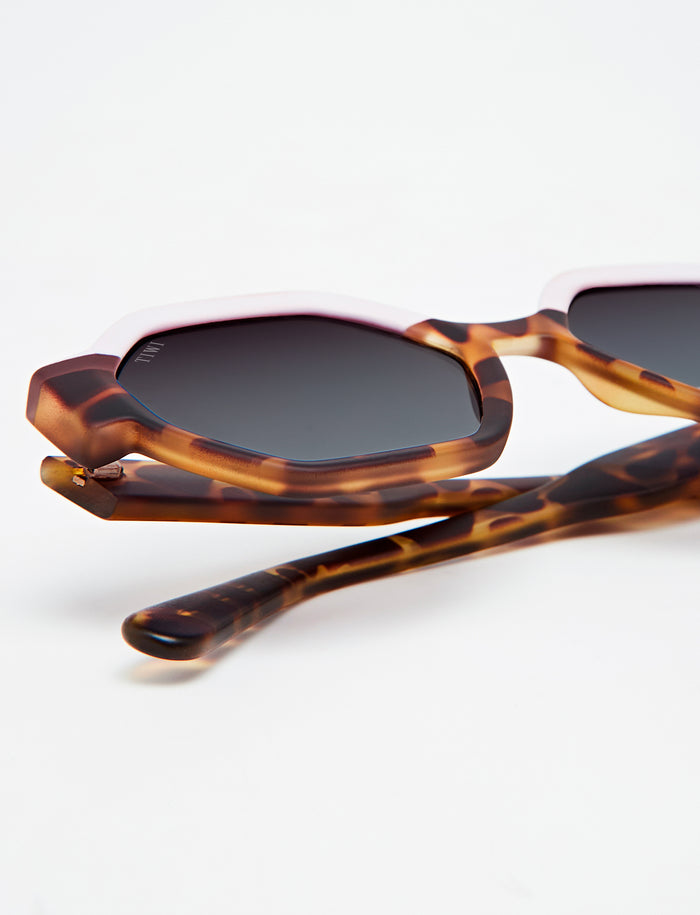 tiwi VALETTE Bicolor Green Tortoise Envío gratis