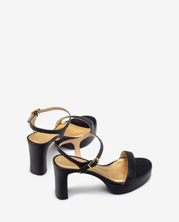 unisa Sandalia con tacón y plataforma Última moda