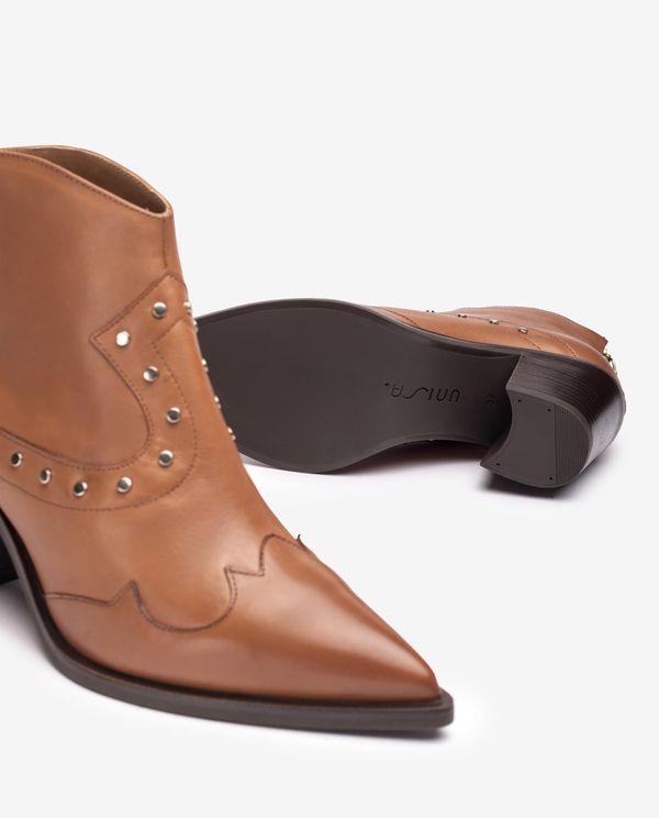 unisa Botín cowboy con tachuelas Grandes descuentos