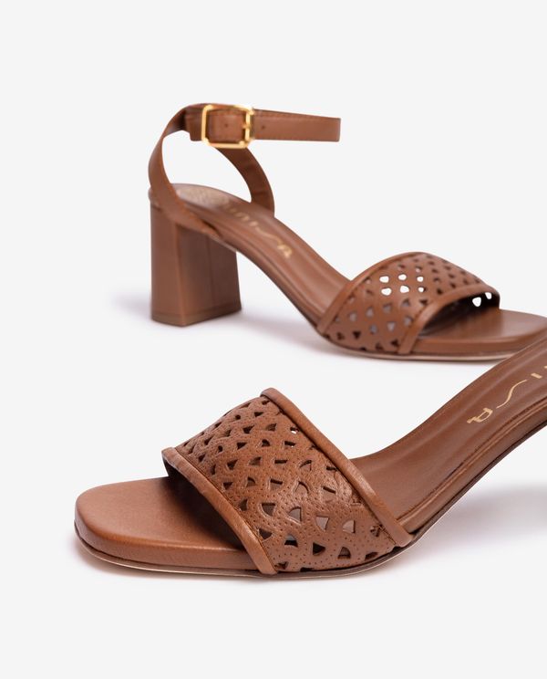 unisa Sandalia con picados Ventas relámpago