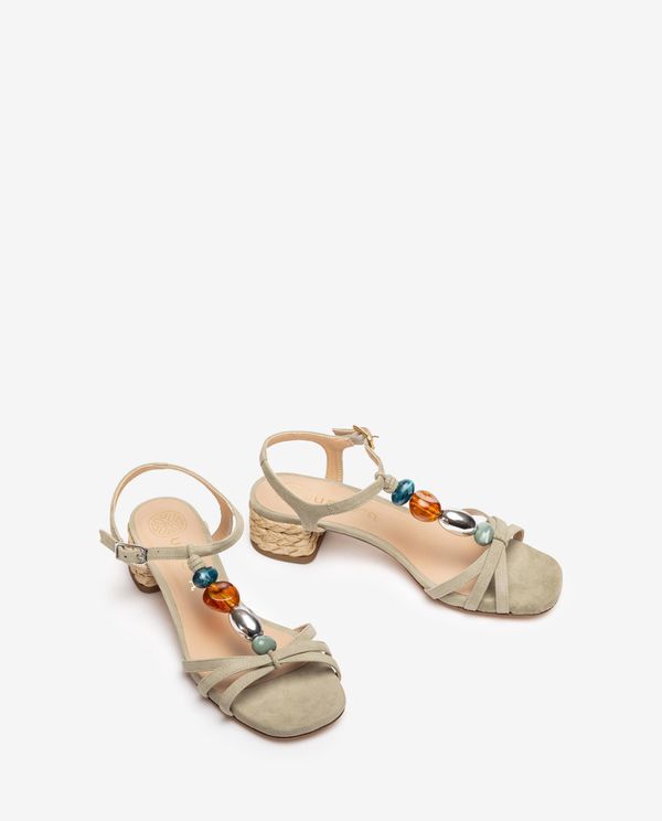 unisa Sandalia con adorno de bolas En oferta