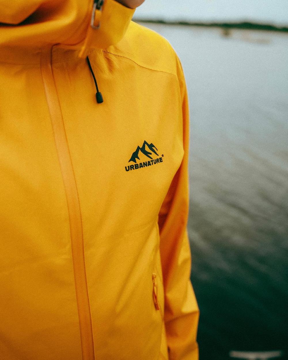 urbanature Rain Jacket V2- Honey Yellow Mejor oferta