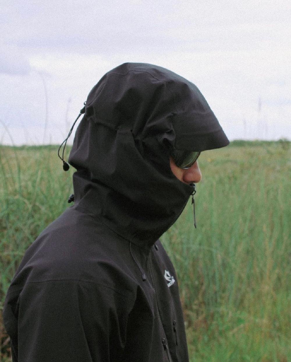 urbanature Rain Jacket V1- Black Rock Envío gratis